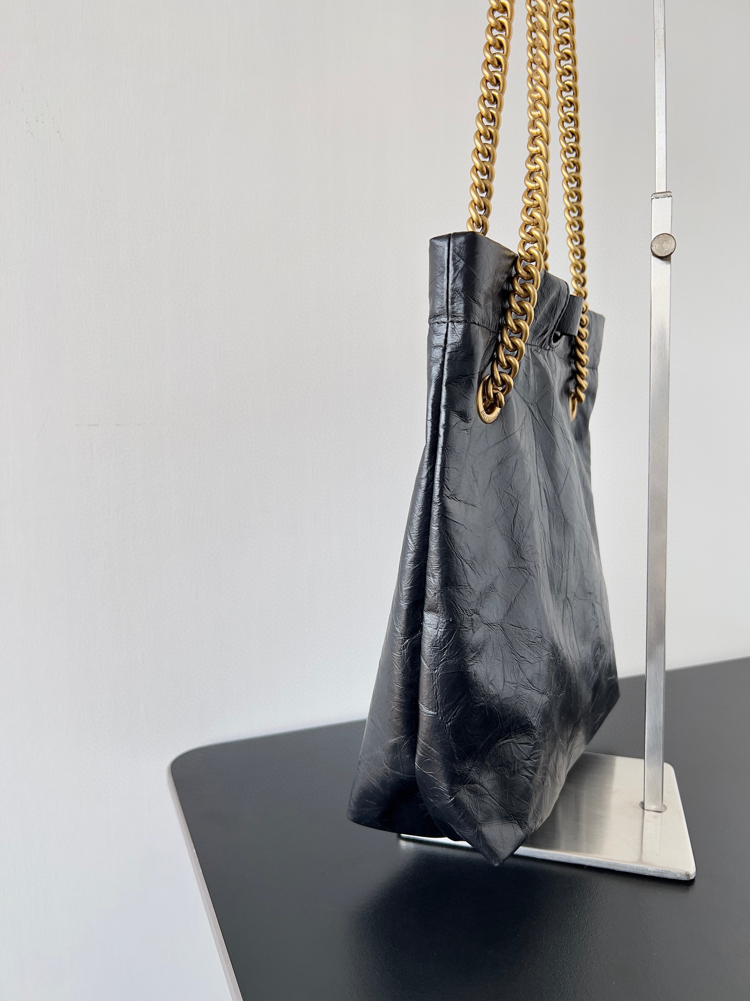 Balenciaga 水桶包 尺寸：23.9*25.9*9.9cm