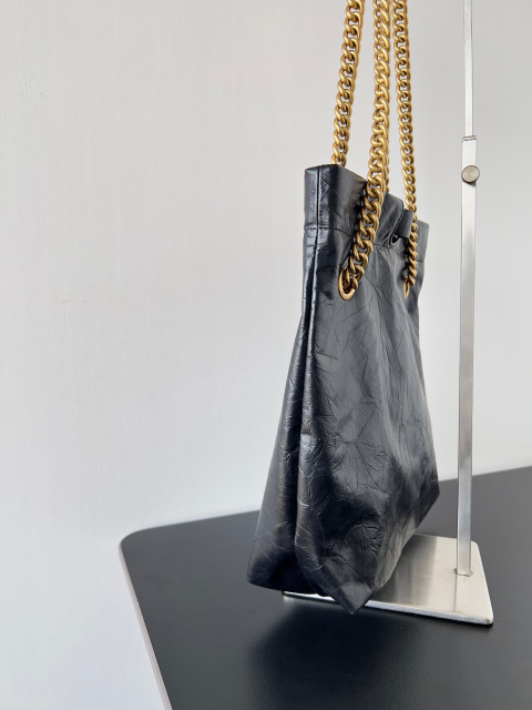 Balenciaga 水桶包 尺寸：23.9*25.9*9.9cm