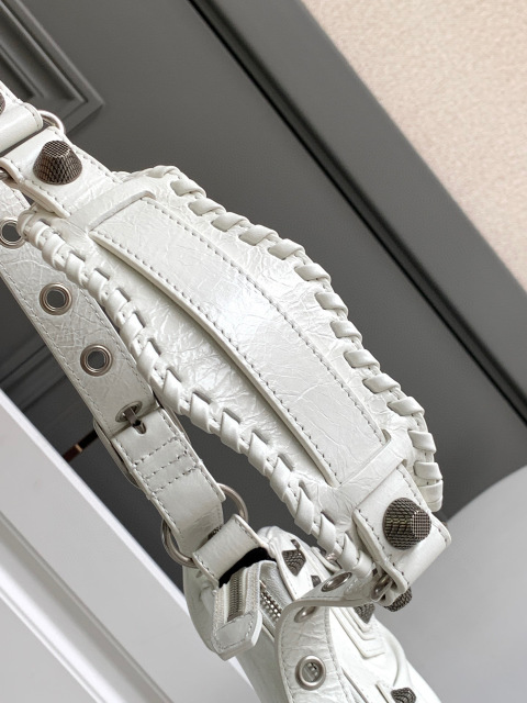 Balenciaga Unterarmtasche Größe: 26 x 16 x 9,9 cm