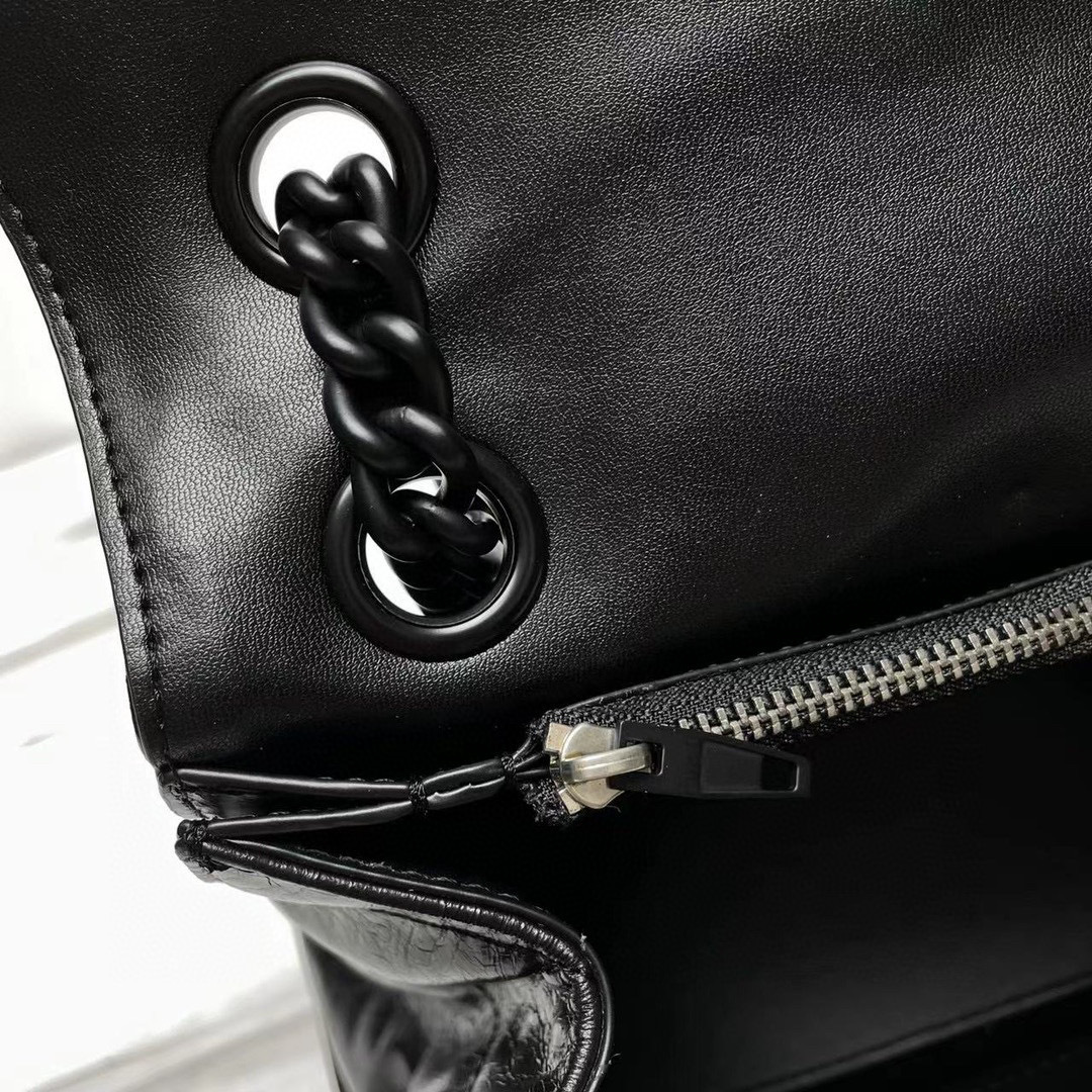 Balenciaga  Single shoulder bag Size：31*20*12cm