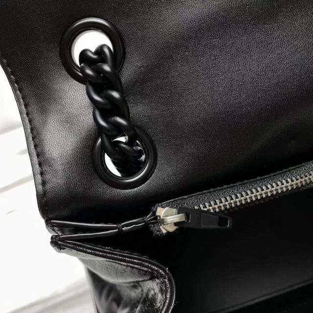 Balenciaga  Single shoulder bag Size：31*20*12cm