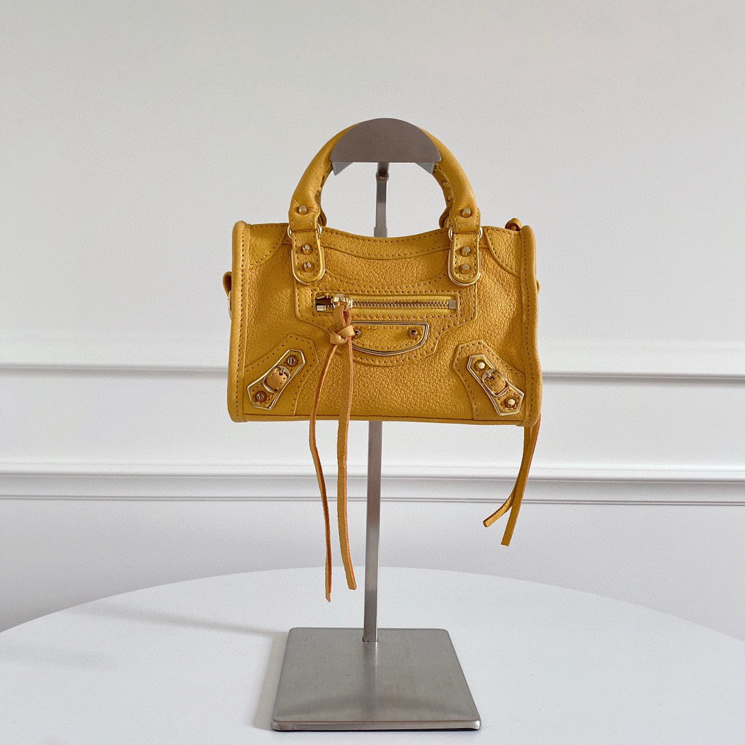 Balenciaga  Hand bag Size：19*5*12.5cm