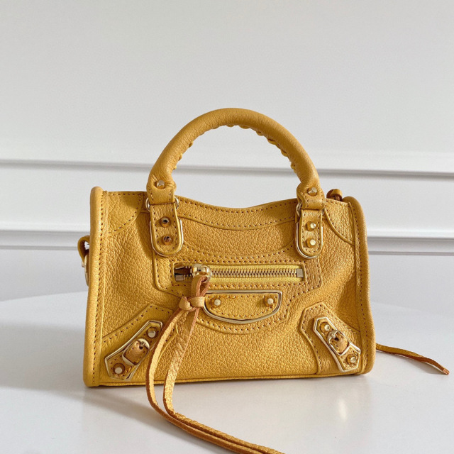 Balenciaga  Hand bag Size：19*5*12.5cm