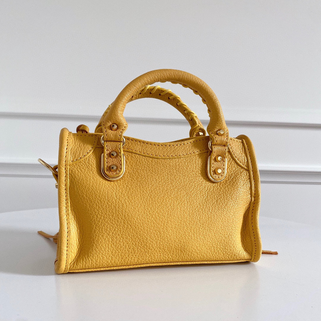 Balenciaga  Hand bag Size：19*5*12.5cm