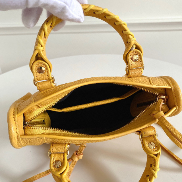 Balenciaga  Hand bag Size：19*5*12.5cm