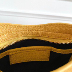 Balenciaga  Hand bag Size：19*5*12.5cm