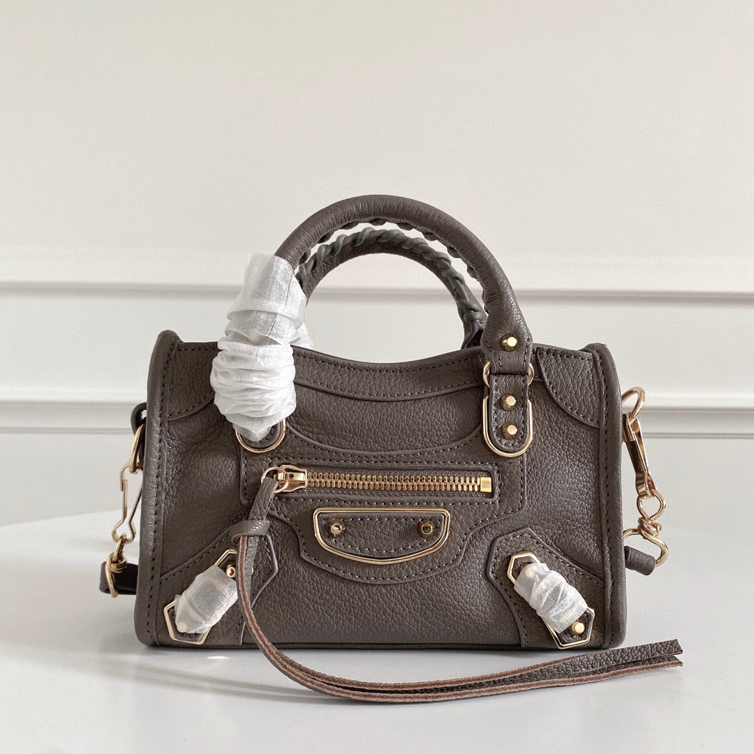 Balenciaga 手拿包 尺寸：19*5*12.5cm