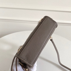 Balenciaga 手拿包 尺寸：19*5*12.5cm