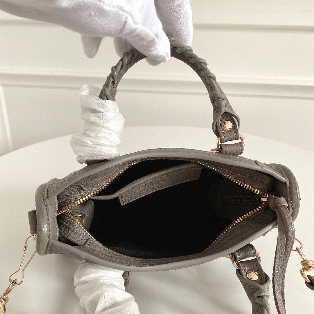 Balenciaga 手拿包 尺寸：19*5*12.5cm