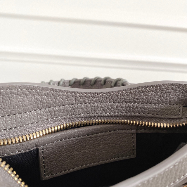 Balenciaga 手拿包 尺寸：19*5*12.5cm