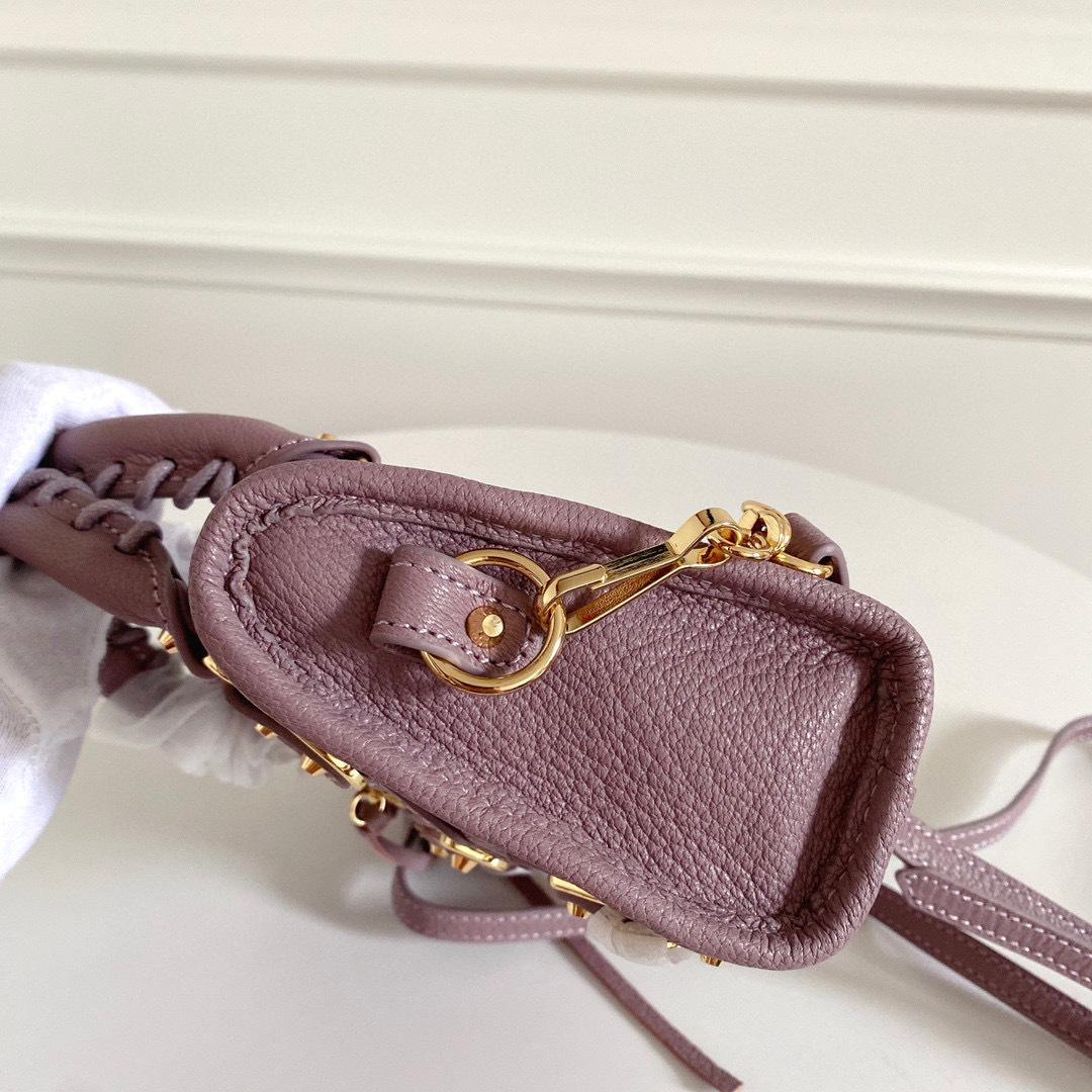 Saiz beg tangan Balenciaga：19*5*12.5cm