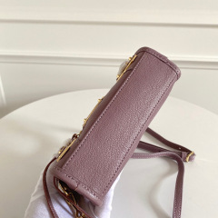 Saiz beg tangan Balenciaga：19*5*12.5cm