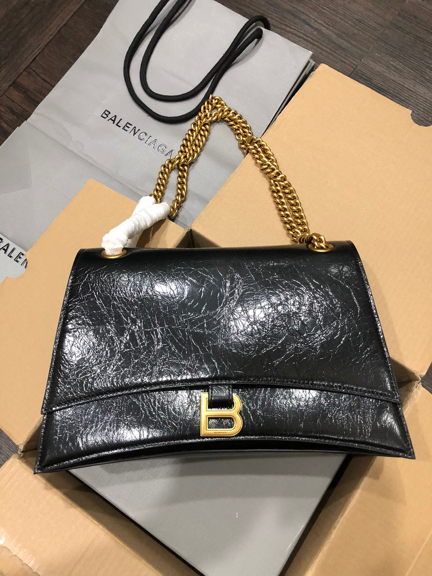 Balenciaga Beg bahu tunggal Saiz：31*20*15sm