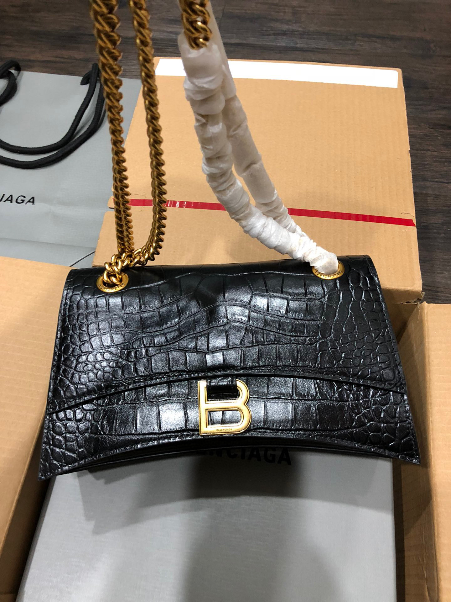 Balenciaga  Single shoulder bag  Size：25*15*9.5cm