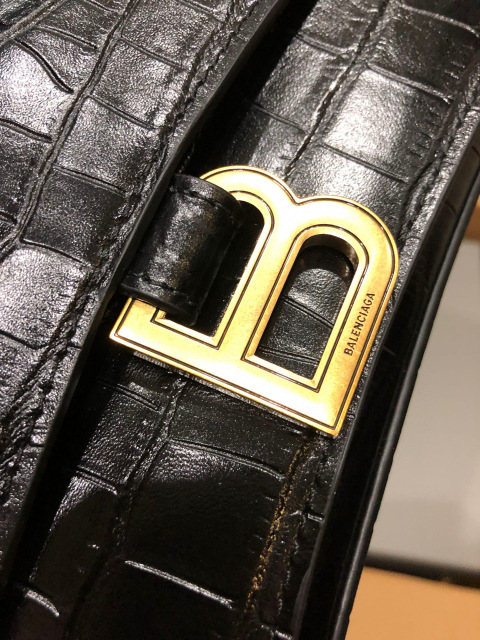 Balenciaga  Single shoulder bag  Size：25*15*9.5cm