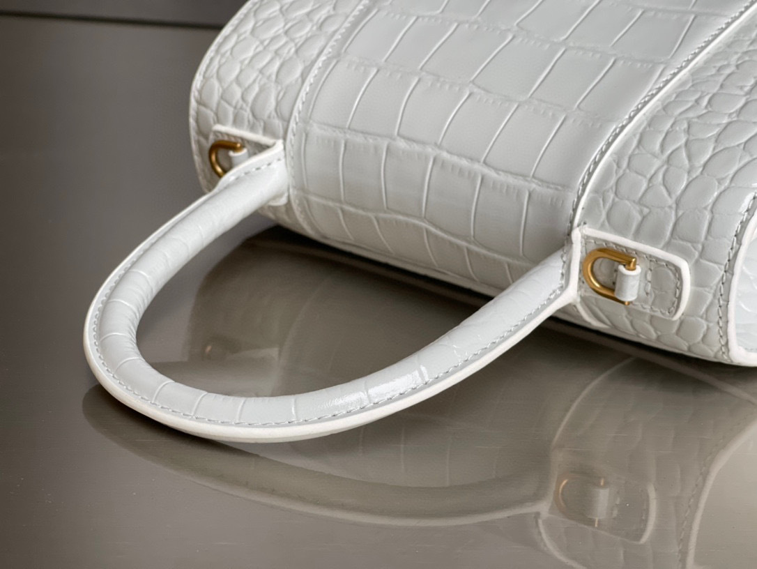 Balenciaga 手拿包 尺寸：19*8*21cm