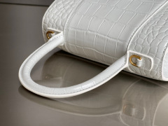 Balenciaga 手拿包 尺寸：19*8*21cm
