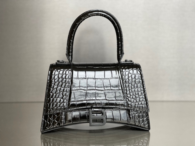 Balenciaga Hand bag   Size：19*8*21cm