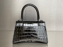 Balenciaga Hand bag   Size：19*8*21cm