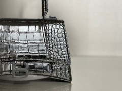 Balenciaga Hand bag   Size：19*8*21cm