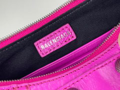 Beg ketiak Balenciaga Saiz：21*13*4 cm