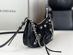 Borsa sottobraccio Balenciaga Dimensioni: 21*13*4 cm
