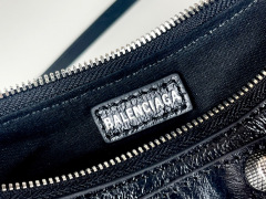 Borsa sottobraccio Balenciaga Dimensioni: 21*13*4 cm
