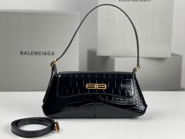 Balenciaga Unterarmtasche Größe: 27 x 25,5 x 4,8 cm