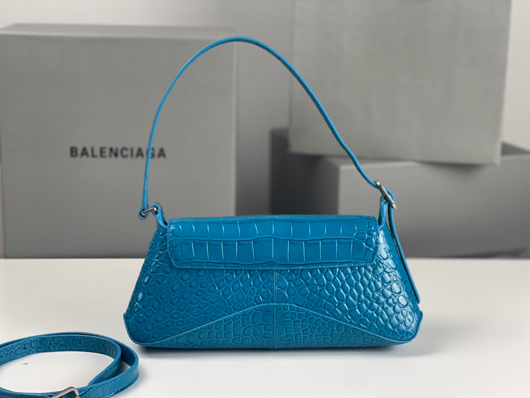 Borsa sottobraccio Balenciaga Dimensioni: 27*25,5*4,8 cm