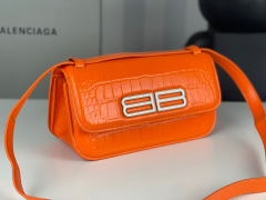 Borsa sottobraccio Balenciaga Dimensioni: 27*25,5*4,8 cm