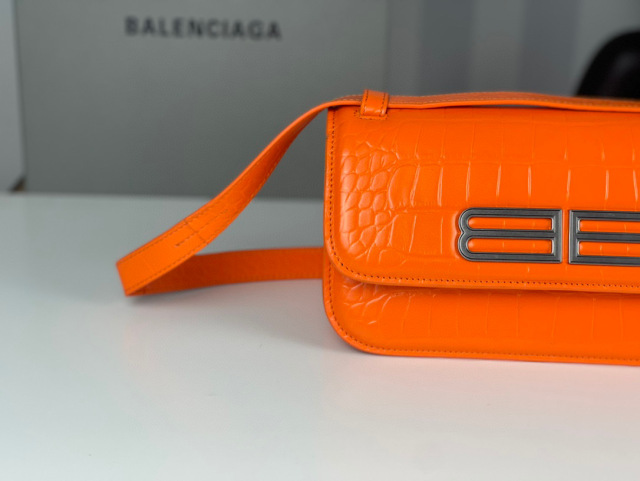 Borsa sottobraccio Balenciaga Dimensioni: 27*25,5*4,8 cm