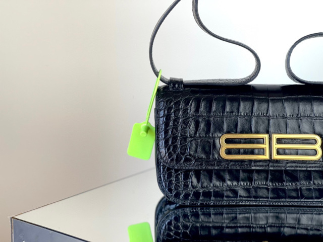 Balenciaga Einzelne Umhängetasche Größe: 23,5 x 12 x 10 cm