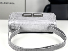 Balenciaga Einzelne Umhängetasche Größe: 18,8 x 10 x 7 cm