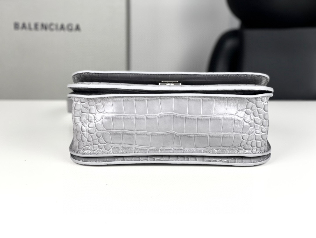 Balenciaga Einzelne Umhängetasche Größe: 18,8 x 10 x 7 cm