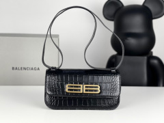 Balenciaga Einzelne Umhängetasche Größe: 18,8 x 10 x 7 cm