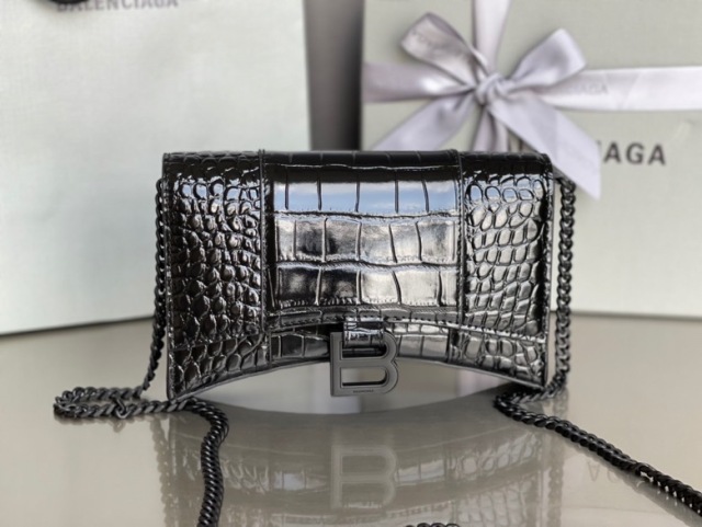 Balenciaga  Single shoulder bag Size：19*12*5cm