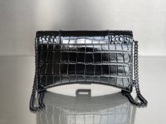 Balenciaga  Single shoulder bag Size：19*12*5cm