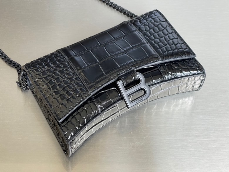 Balenciaga  Single shoulder bag Size：19*12*5cm