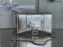 Balenciaga Beg bahu tunggal Saiz：19*12*5cm