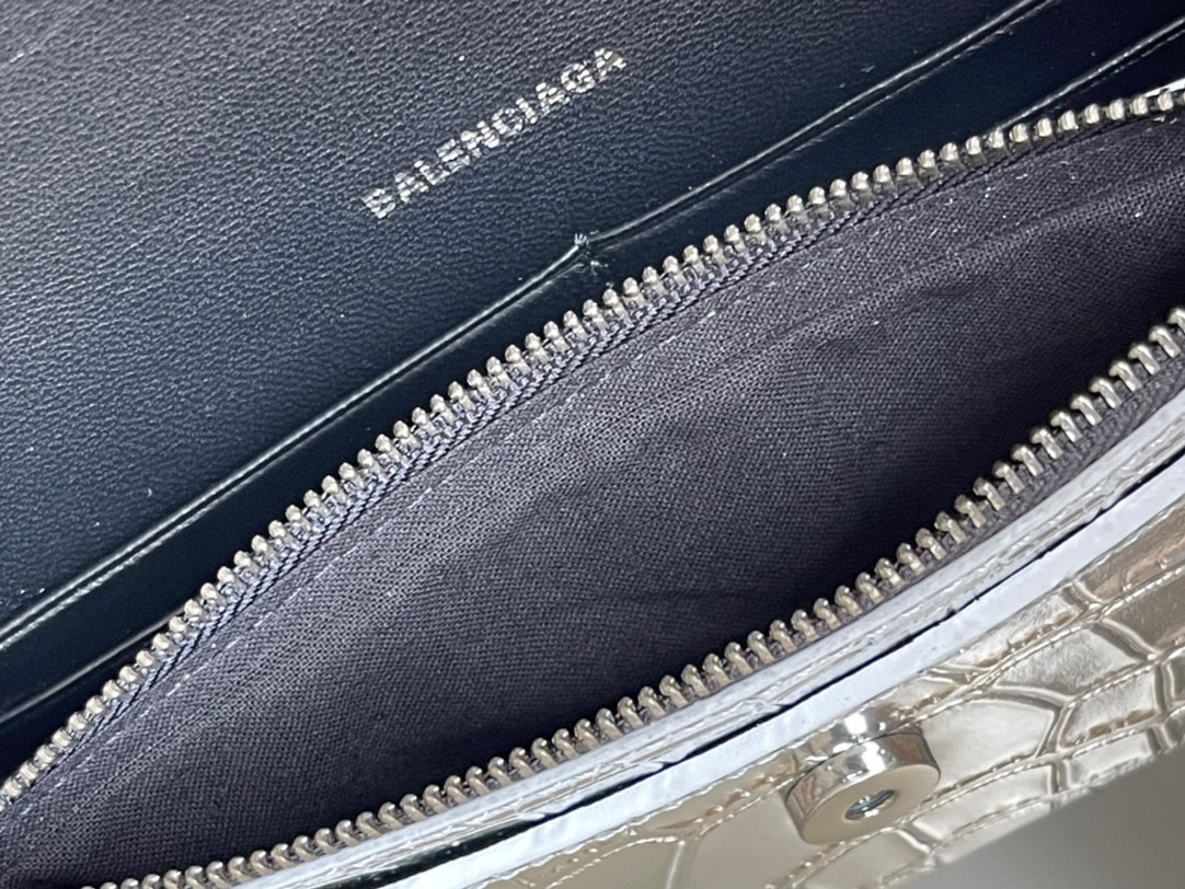 Balenciaga Beg bahu tunggal Saiz：19*12*5cm