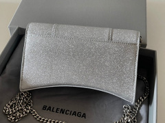 Balenciaga Beg bahu tunggal Saiz：19*12*5cm