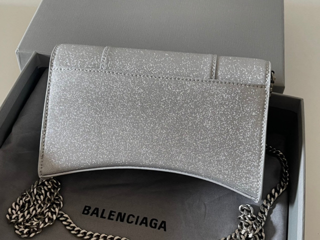 Balenciaga Beg bahu tunggal Saiz：19*12*5cm