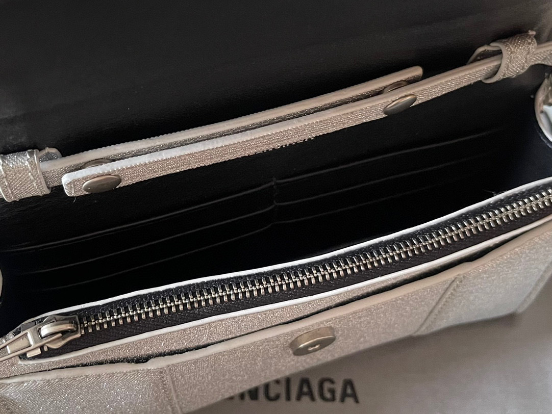 Balenciaga Beg bahu tunggal Saiz：19*12*5cm