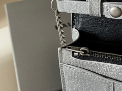 Balenciaga Beg bahu tunggal Saiz：19*12*5cm