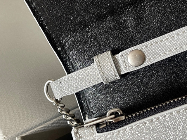 Balenciaga Beg bahu tunggal Saiz：19*12*5cm