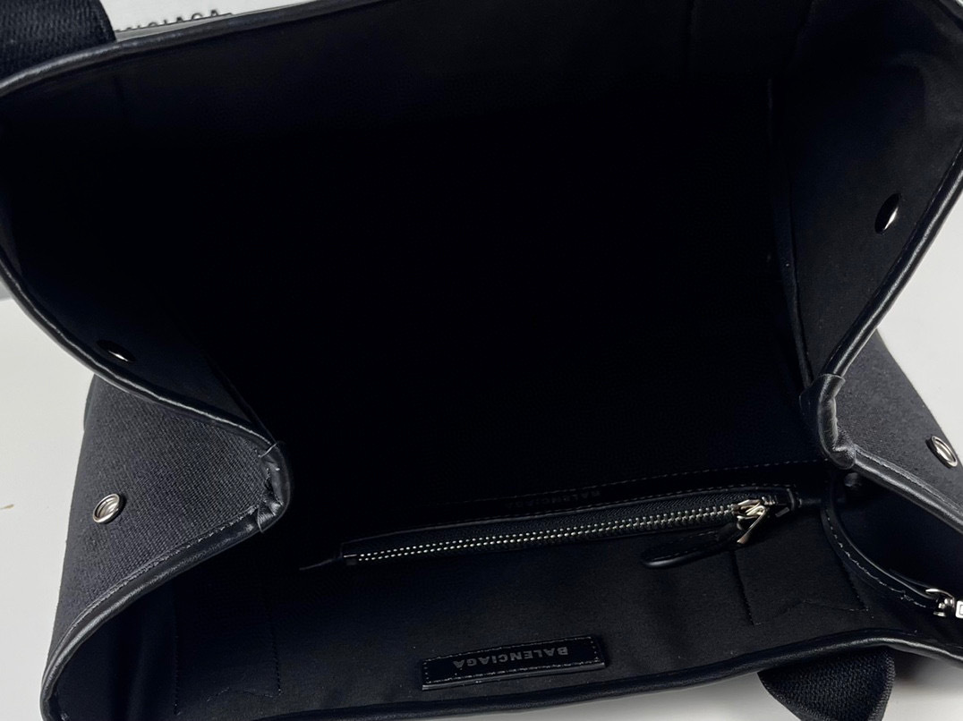 Balenciaga Einkaufstasche Größe: 40 x 30 x 10 m