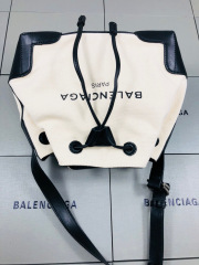 Borsa zaino Balenciaga Dimensioni: 35*28*7cm
