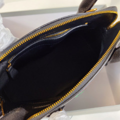 Saiz beg tangan Balenciaga：26*12*22cm
