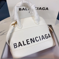 Saiz beg tangan Balenciaga：26*12*22cm