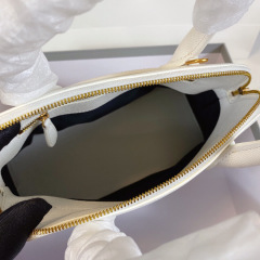 Saiz beg tangan Balenciaga：26*12*22cm